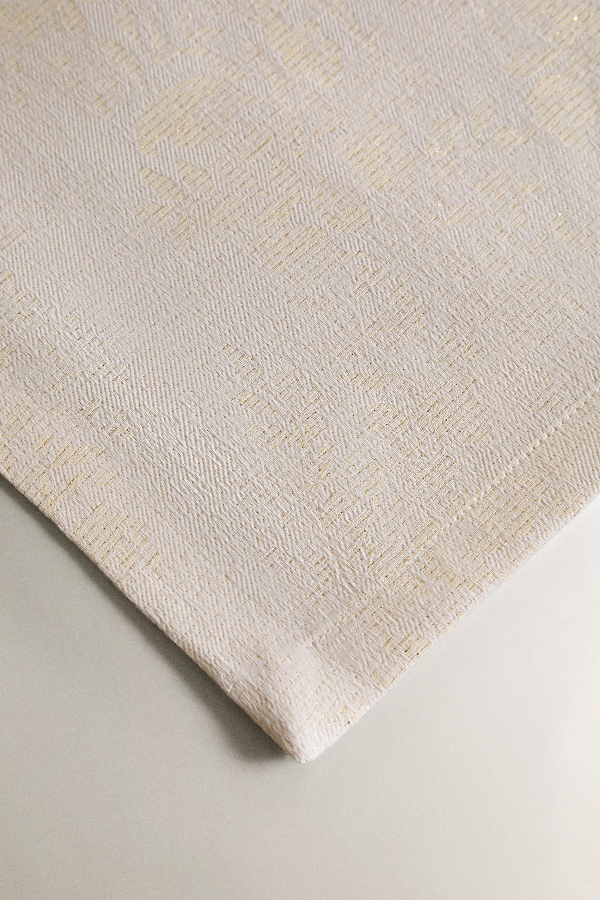 SET OF FRAMED FLORAL COTTON CHRISTMAS NAPKINS (SET OF 2)